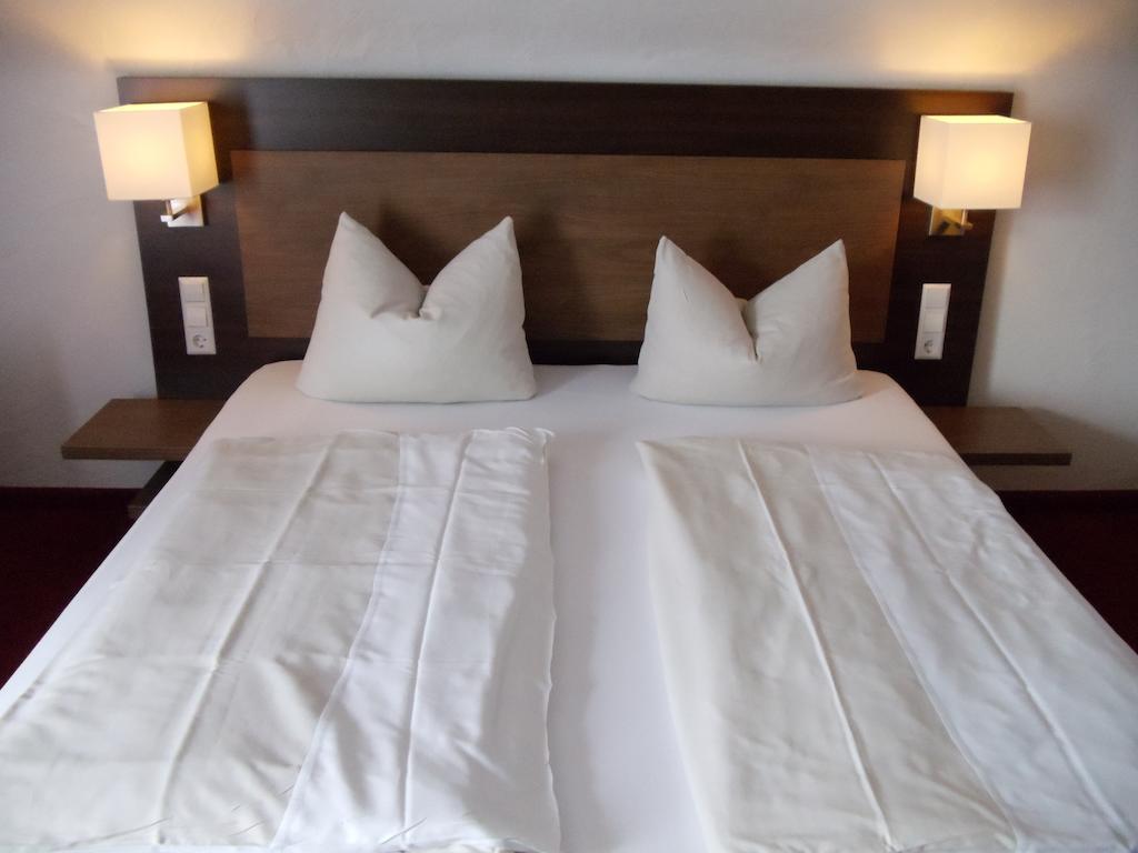 Weinhotel Kienle Бурвайлер Стая снимка