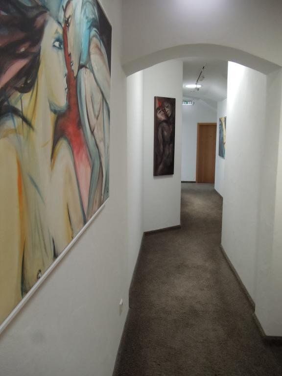 Weinhotel Kienle Бурвайлер Екстериор снимка